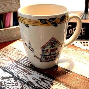 THOMSON POTTERY BIRDHOUSE COFFEE MUG